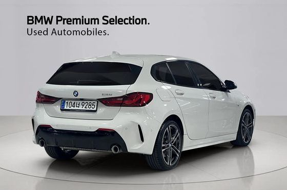 BMW 1-Series 120i M Sports — пробег 10 325 км — фото 2 из 5