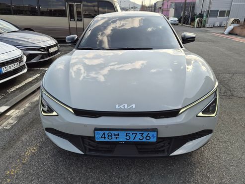 Kia EV6 Long Range 2WD Air — пробег 10 650 км — фото 2 из 5