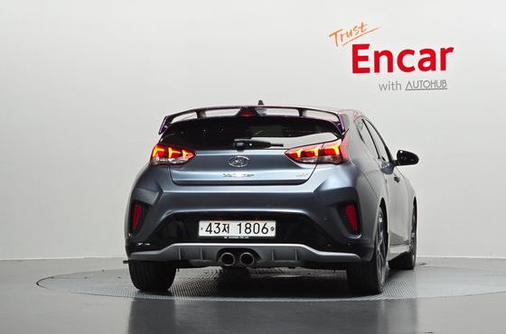Hyundai Veloster 1.6 Turbo Sport Core — пробег 87 019 км — фото 4 из 5
