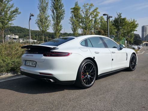 Porsche Panamera 4.0 Turbo — пробег 125 500 км — фото 5 из 5