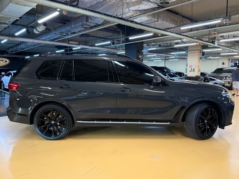 BMW X7 xDrive 40i M Sport Online Exclusive Edition 6 Seater — пробег 48 100 км — фото 3 из 5