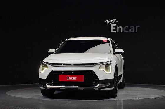 Kia Niro Signature — пробег 31 704 км — фото 3 из 5