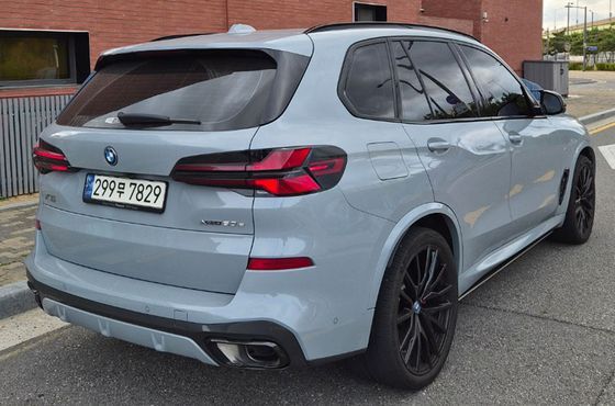 BMW X5 xDrive 50e M Sport — пробег 53 064 км — фото 3 из 5