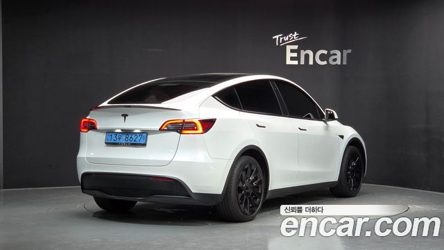 Tesla Model Y RWD — пробег 91 843 км — фото 2 из 5