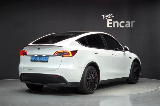 Tesla Model Y RWD — пробег 91 843 км — фото 2 из 5