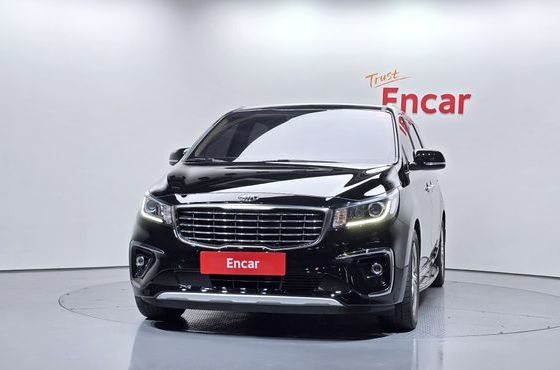 Kia Carnival 9-Seater Prstige — пробег 86 607 км — фото 3 из 5
