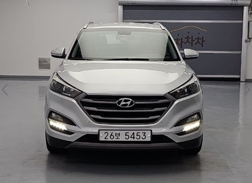 Hyundai Tucson Diesel 2.0 2WD Premium — пробег 181 052 км — фото 2 из 3