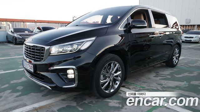 Kia Carnival 7-Seater Limousine President — пробег 86 000 км — фото 1 из 5