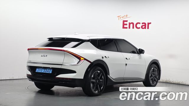 Kia EV6 Long Range 2WD Earth — пробег 18 989 км — фото 2 из 5