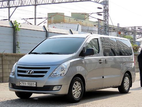 Hyundai Starex 11-Seater Wagon Modern — пробег 173 368 км — фото 2 из 5
