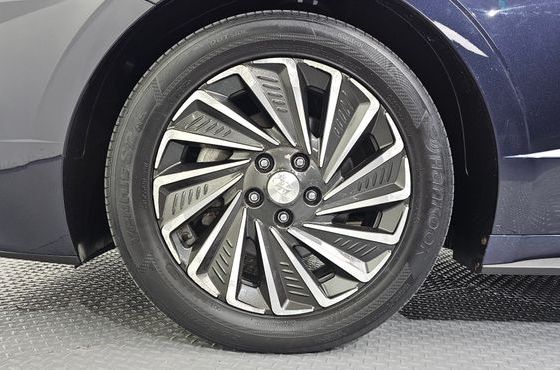 Hyundai Sonata Premium Millennial — пробег 106 763 км — фото 5 из 5