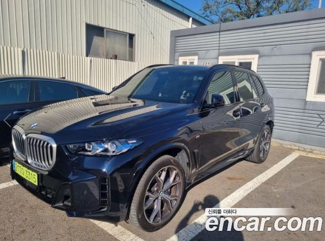 BMW X5 xDrive 40i M Sport — пробег 12 549 км — фото 2 из 5