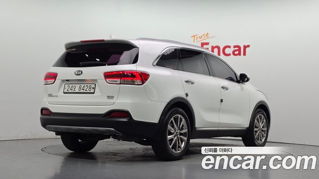 Kia Sorento Diesel 2.0 2WD Prestige — пробег 174 981 км — фото 2 из 5