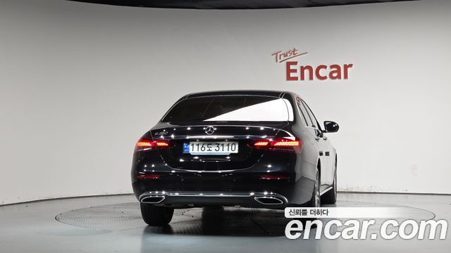 Mercedes-Benz E-Class из Кореи Encar