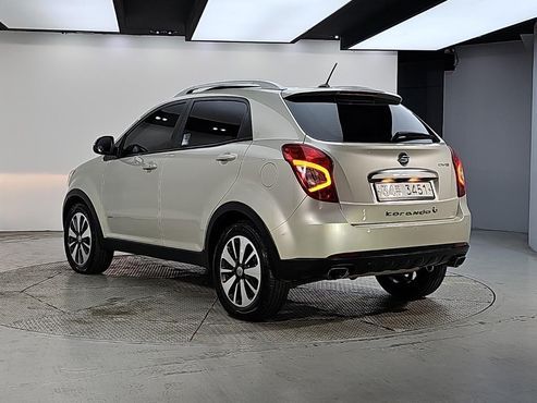 Ssangyong KORANDO 2.0 CVX 4WD High-Deluxe — пробег 159 922 км — фото 3 из 5