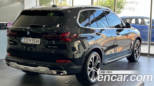 BMW X5 xDrive 50e xLine — пробег 14 539 км — фото 2 из 5