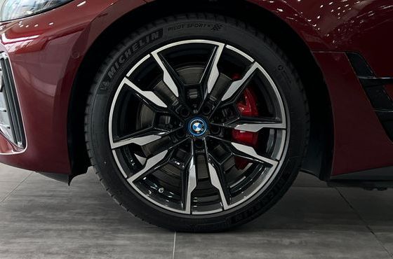 BMW i4 M50 Pro — пробег 26 552 км — фото 5 из 5