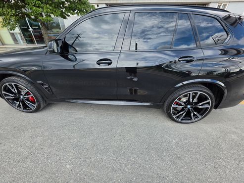 BMW X5 M60i — пробег 8 000 км — фото 5 из 5