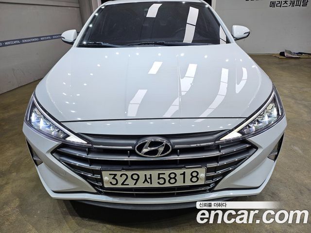 Hyundai AVANTE 1.6 Smart — пробег 53 000 км — фото 2 из 5
