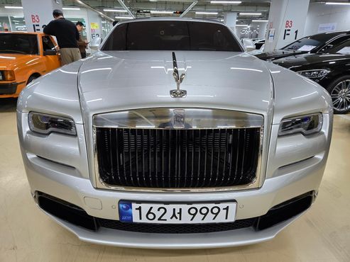 Rolls-Royce Dawn 6.6 V12 — пробег 10 800 км — фото 2 из 5