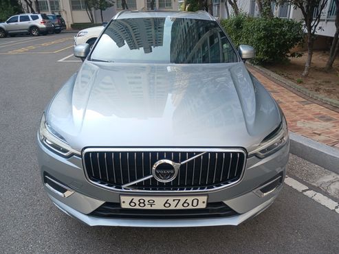 Volvo XC60 D5 Inscription — пробег 210 000 км — фото 3 из 5