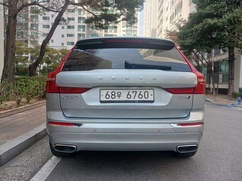 Volvo XC60 D5 Inscription — пробег 210 000 км — фото 4 из 5