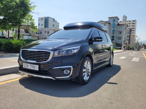 Kia Carnival 9-seater Hi-Limousine Prestige — пробег 183 656 км — фото 2 из 5