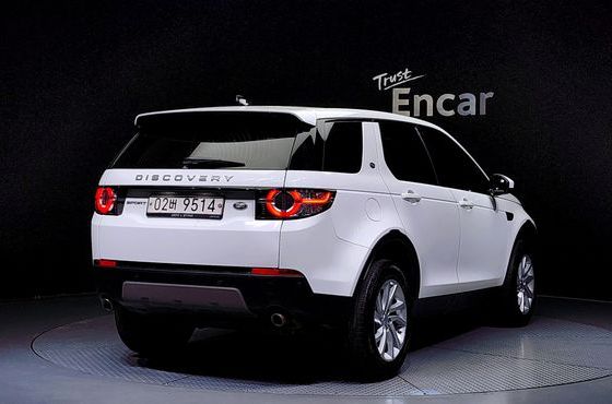 Land Rover Discovery Sport 2.0 TD4 SE (150PS) — пробег 107 562 км — фото 2 из 5