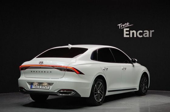 Hyundai Grandeur 2.5 Premium Choice — пробег 10 916 км — фото 2 из 5