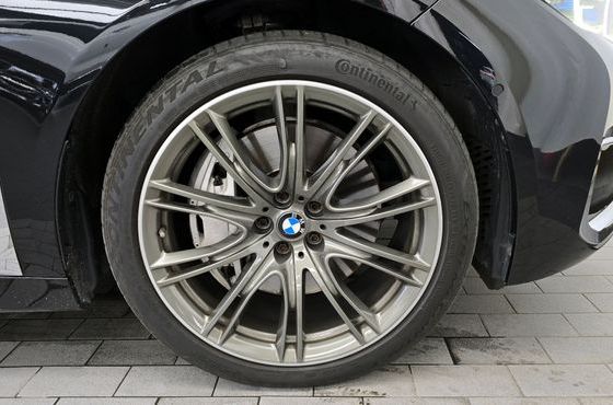 BMW 7-Series 750Li xDrive Design Pure Excellence Prestige — пробег 105 860 км — фото 5 из 5
