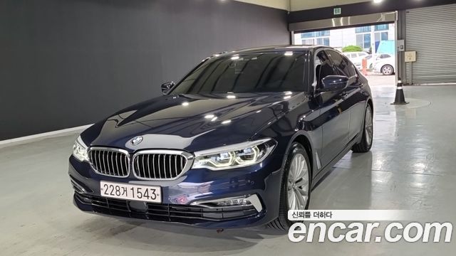 BMW 5-Series 520d Luxury Plus — пробег 74 400 км — фото 2 из 5