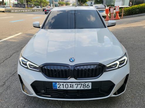 BMW 3-Series 320i M Sport — пробег 350 км — фото 1 из 5