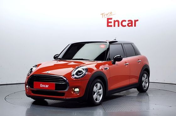 Mini Cooper Standard Third Generation — пробег 95 919 км — фото 1 из 5