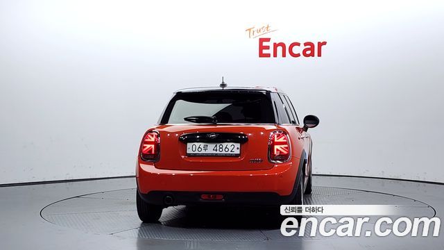 Mini Cooper из Кореи Encar