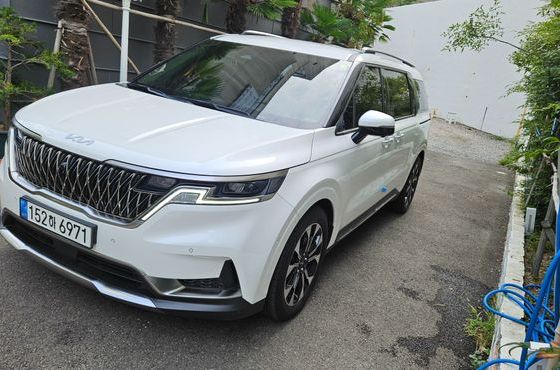 Kia Carnival Gasoline 7-Seater Noblesse — пробег 82 600 км — фото 2 из 5
