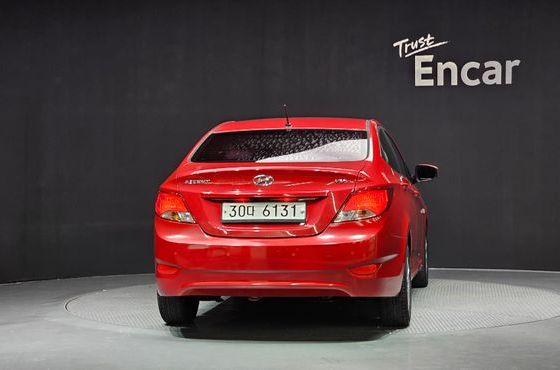 Hyundai Accent 1.4 VVT Smart — пробег 74 629 км — фото 4 из 5