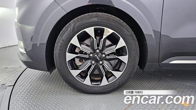 Kia Carnival 7-Seater Noblesse — пробег 31 264 км — фото 5 из 5