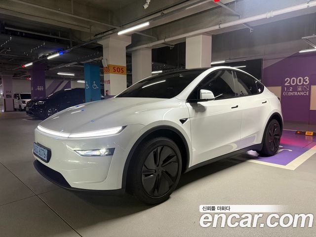 Tesla Model Y RWD — пробег 1 652 км — фото 4 из 5
