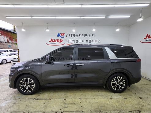 Kia Carnival 11-Seater Prestige — пробег 121 354 км — фото 3 из 5