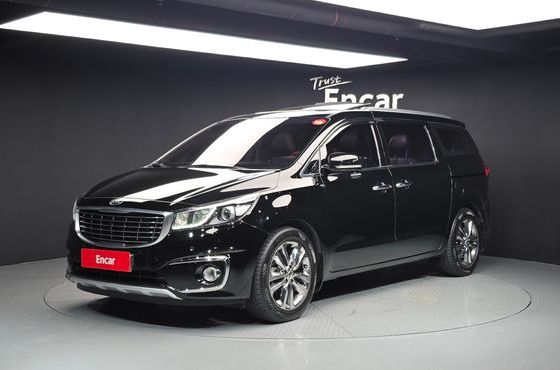 Kia Carnival 9-seater Noblesse — пробег 143 052 км — фото 1 из 5
