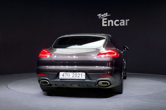 Porsche Panamera 3.0 Diesel 970 — пробег 170 247 км — фото 4 из 5