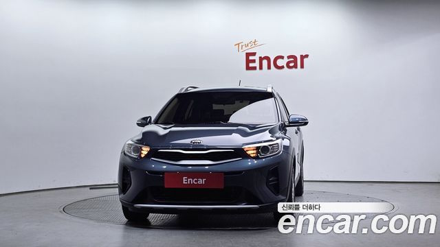Kia Stonic 1.4 Deluxe — пробег 111 576 км — фото 3 из 5