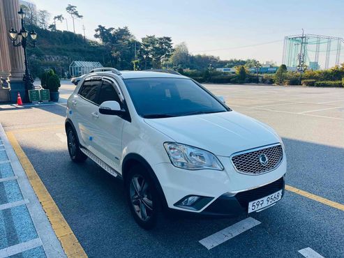 Ssangyong KORANDO Clubby 4WD Limited — пробег 182 590 км — фото 3 из 5