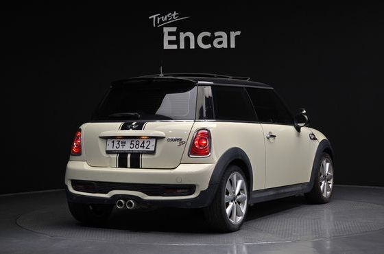 Mini Cooper Standard Second Generation — пробег 159 255 км — фото 2 из 5