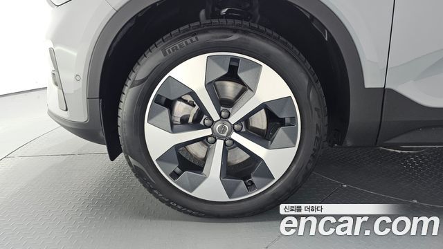 Volvo XC40 из Кореи Encar