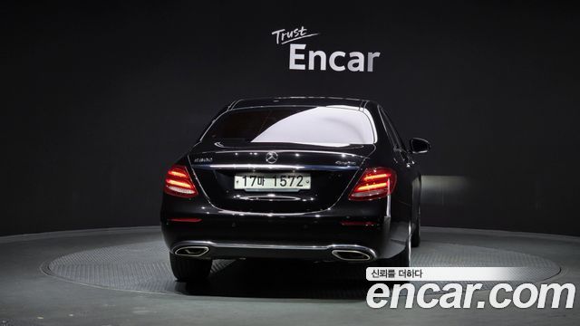 Mercedes-Benz E-Class из Кореи Encar