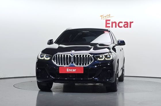BMW X6 xDrive40i M Sport — пробег 62 353 км — фото 3 из 5
