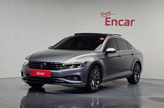 Volkswagen Passat 2.0 TDI Prestige — пробег 12 842 км — фото 1 из 5