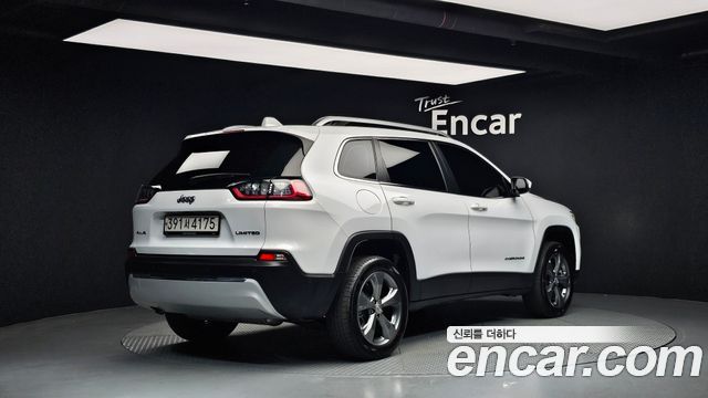 Jeep Cherokee из Кореи Encar