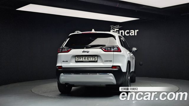 Jeep Cherokee из Кореи Encar